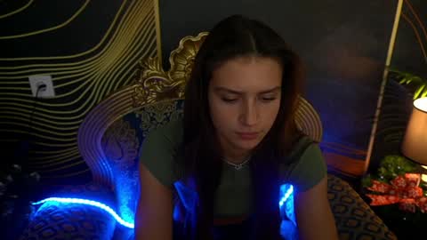 Snapshot of valeryroyale chatting on 12-04-24, 02:48 Valery online show from 12-04-24, 02:48