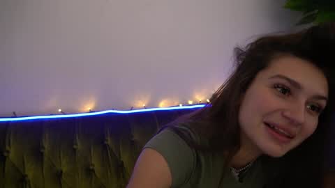 Snapshot of valeryroyale chatting on 01-10-25, 11:11 Valery online show from 01-10-25, 11:11