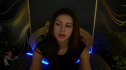 Snapshot of valeryroyale chatting on 01-11-25, 07:49 Valery online show from 01-11-25, 07:49