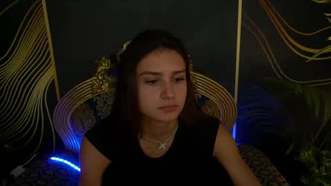 Snapshot of valeryroyale chatting on 01-11-25, 10:51 Valery online show from 01-11-25, 10:51