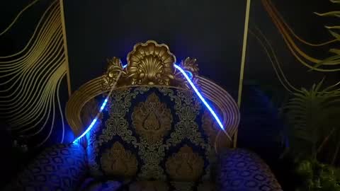 Snapshot of valeryroyale chatting on 01-21-25, 02:15 Valery online show from 01-21-25, 02:15