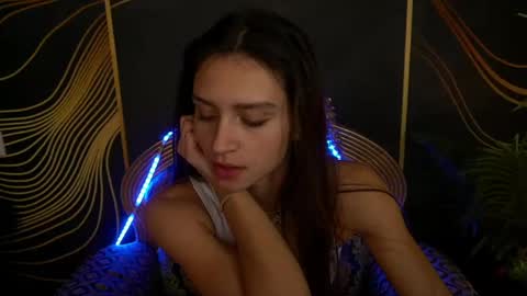 Snapshot of valeryroyale chatting on 02-01-25, 11:54 Valery online show from 02-01-25, 11:54