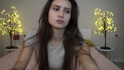 Snapshot of valeryroyale chatting on 02-05-25, 03:09 Valery online show from 02-05-25, 03:09