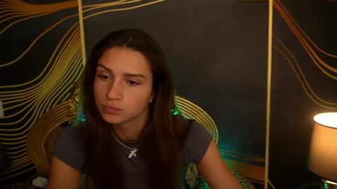 Snapshot of valeryroyale chatting on 03-08-25, 08:55 Valery online show from 03-08-25, 08:55