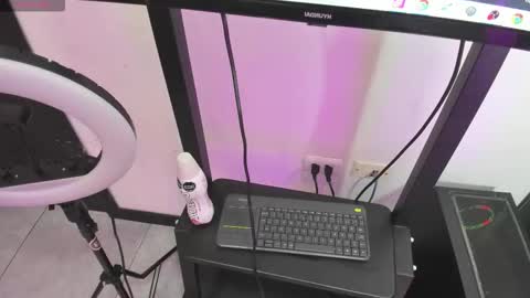 Valerie Shadey  online show from 01-08-26, 07:38