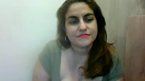 Snapshot of valerysquirtxxx chatting on 10-27-25, 05:28 VALERY SQUIRT online show from 10-27-25, 05:28