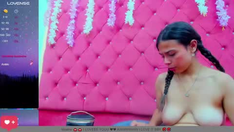 Snapshot of valerysweety__ chatting on 02-19-25, 11:49 ValerySweety online show from 02-19-25, 11:49