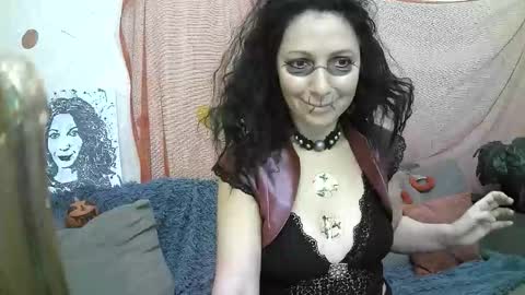 Valery Win online show from 10-28-25, 10:23