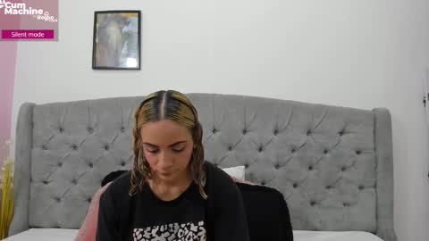 Valesskahall online show from 10-01-25, 12:11