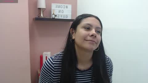 Snapshot of valevicious chatting on 05-11-26, 02:45 valevicious online show from 05-11-26, 02:45
