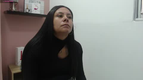 Snapshot of valevicious chatting on 05-16-26, 01:21 valevicious online show from 05-16-26, 01:21