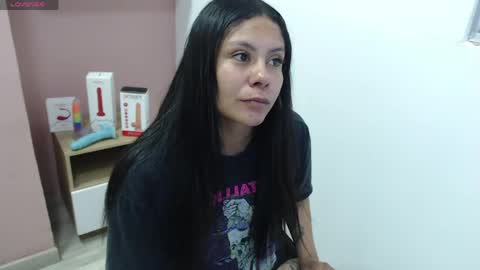 Snapshot of valevicious chatting on 05-20-26, 12:55 valevicious online show from 05-20-26, 12:55