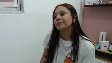 Snapshot of valevicious chatting on 07-02-26, 01:28 valevicious online show from 07-02-26, 01:28