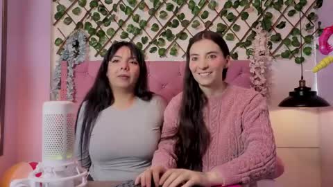 Valkiria and Dione online show from 04-14-26, 01:06