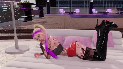 Snapshot of valkiriart chatting on 02-08-25, 12:28 valkiriart online show from 02-08-25, 12:28