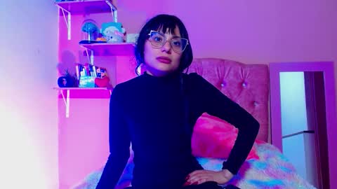 valkiry_ online show from 12-16-25, 10:04