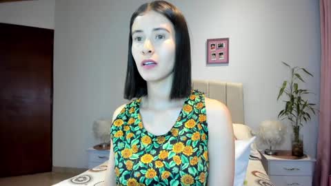 Macarena online show from 01-14-25, 01:58