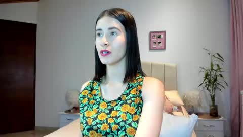 Macarena online show from 03-03-25, 01:21