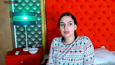 Snapshot of valleriejonnes chatting on 04-20-26, 08:06 Valerie Val V online show from 04-20-26, 08:06