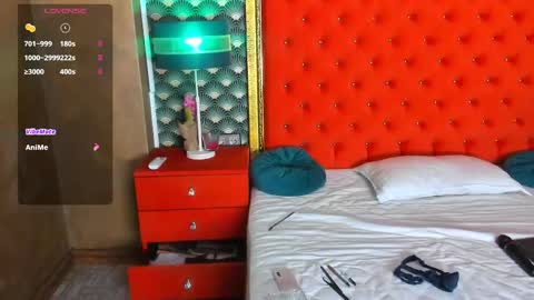 Snapshot of valleriejonnes chatting on 05-13-26, 05:38 Valerie Val V online show from 05-13-26, 05:38
