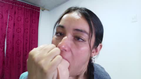 Snapshot of vallery_evanss chatting on 01-24-25, 01:35 Taty independent account online show from 01-24-25, 01:35