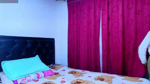 Snapshot of vallery_evanss chatting on 09-13-25, 11:26 Taty independent account online show from 09-13-25, 11:26