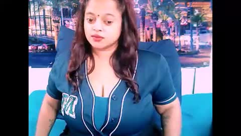 Snapshot of valleyval chatting on 02-26-25, 06:47 indianvalvet priya is back online show from 02-26-25, 06:47