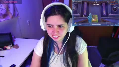 Im Violet online show from 01-20-25, 05:26