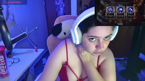 Im Violet online show from 03-05-25, 04:24