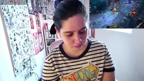 Im Violet online show from 10-27-25, 09:41