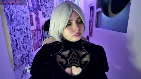 Im Violet online show from 11-28-25, 11:51