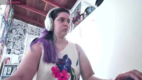 Im Violet online show from 04-23-26, 03:47