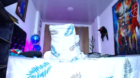 Valen santorini online show from 07-18-26, 01:54