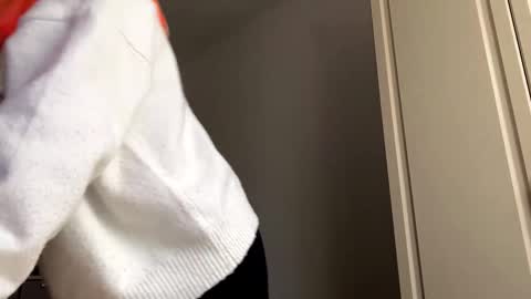 Snapshot of valtopi chatting on 03-02-26, 07:15 Emily online show from 03-02-26, 07:15