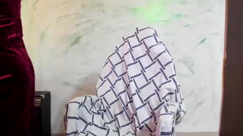 Snapshot of valysexybarbie chatting on 12-20-24, 11:00 valentina online show from 12-20-24, 11:00