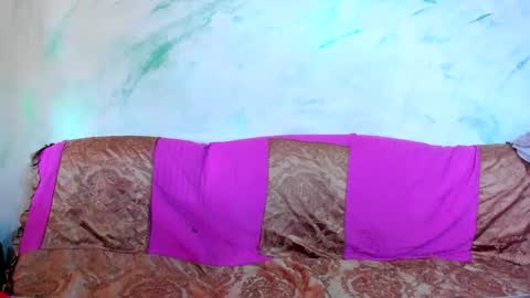 Snapshot of valysexybarbie chatting on 03-12-25, 12:47 valentina online show from 03-12-25, 12:47