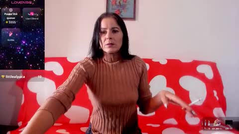 Snapshot of valysexybarbie chatting on 10-02-25, 07:59 valentina online show from 10-02-25, 07:59