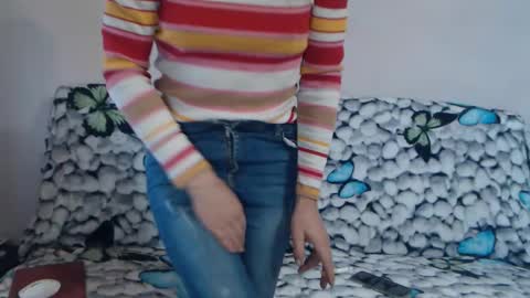 Snapshot of valysexybarbie chatting on 11-20-25, 09:42 valentina online show from 11-20-25, 09:42