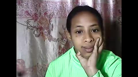 Snapshot of valysexyhot chatting on 06-08-26, 04:46 valysexyhot online show from 06-08-26, 04:46
