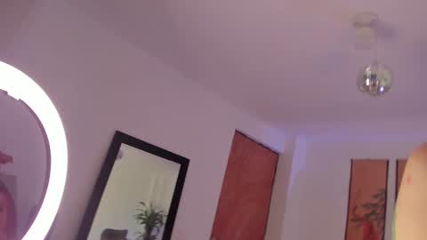      online show from 01-09-25, 09:47