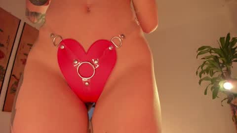      online show from 03-11-25, 10:42