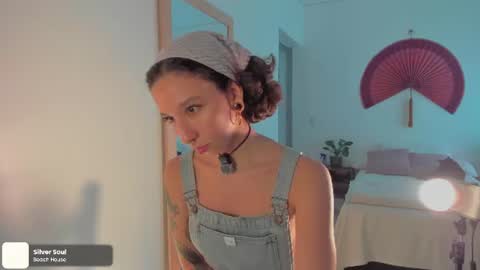 Snapshot of valyturner chatting on 06-10-26, 08:08 online show from 06-10-26, 08:08