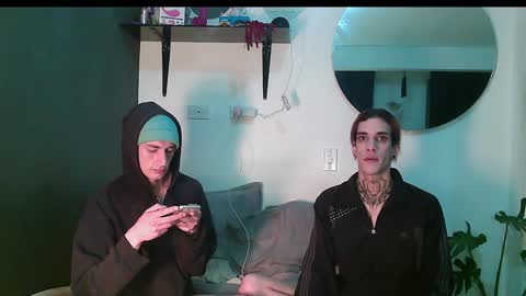 Vamp Noah and Dan online show from 01-26-25, 03:27