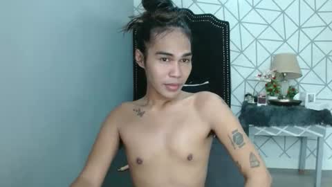vampy_ebony_laxine online show from 05-16-26, 08:00