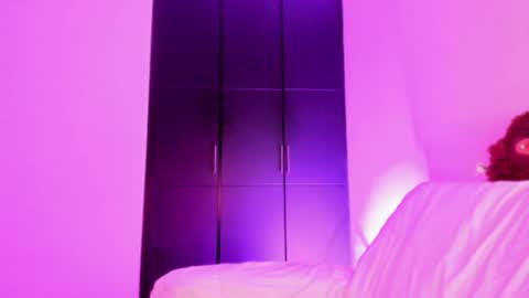 Snapshot of vandalovee chatting on 06-16-26, 07:00 Babi Alu online show from 06-16-26, 07:00