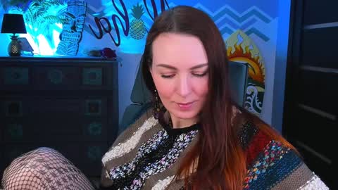 Snapshot of vandarossi chatting on 12-25-24, 02:23 Vanda online show from 12-25-24, 02:23