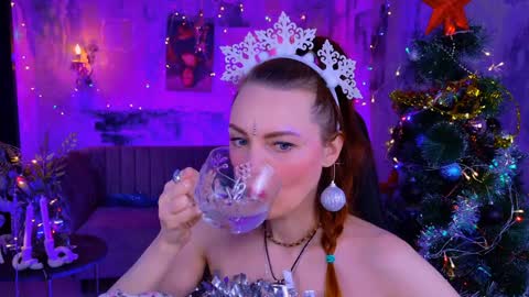 Snapshot of vandarossi chatting on 12-30-24, 02:30 Vanda online show from 12-30-24, 02:30