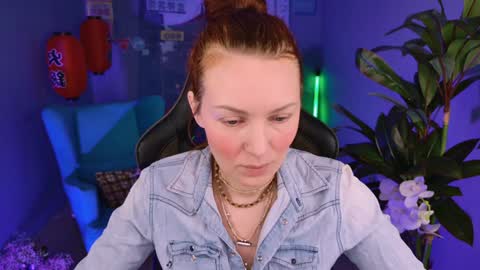 Snapshot of vandarossi chatting on 01-22-25, 05:05 Vanda online show from 01-22-25, 05:05