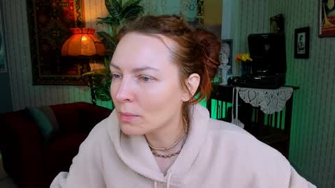 Snapshot of vandarossi chatting on 01-23-25, 09:29 Vanda online show from 01-23-25, 09:29