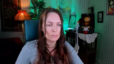 Snapshot of vandarossi chatting on 02-13-25, 03:24 Vanda online show from 02-13-25, 03:24